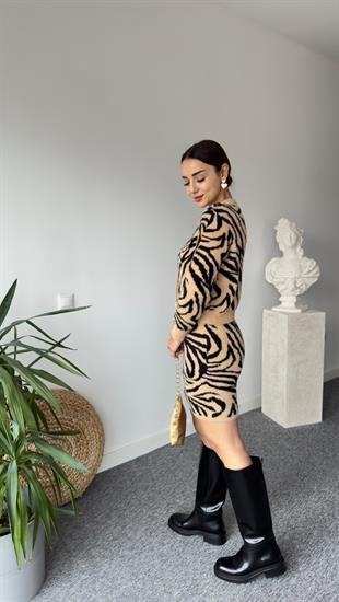 Zebra Desen Yumoş Sakallı Etekli Takım