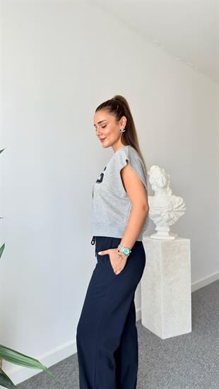 Gizli Fermuarlı Kısa Kol Yazılı Sweat