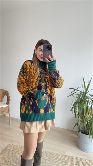 Yeşil Ebru Desenli Boğazlı Kazak