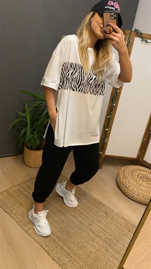 Zebra Baskılı Beyaz Tshirt
