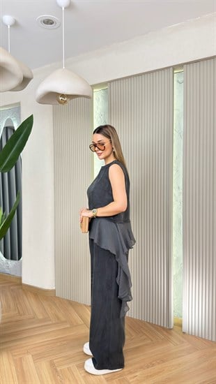 Siyah Melais Garnili Bluz Pantolon Takım