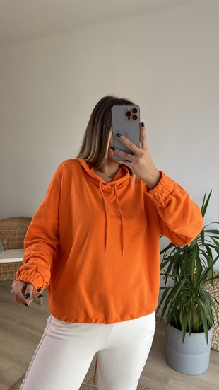 Arkası Yırtmaçlı Kapüşonlu Turuncu Sweat