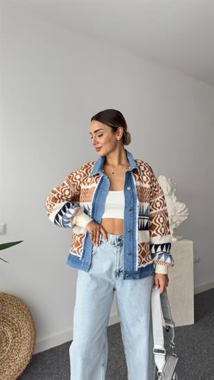 Kot Detay Karışık Desen Tok Doku Hırka