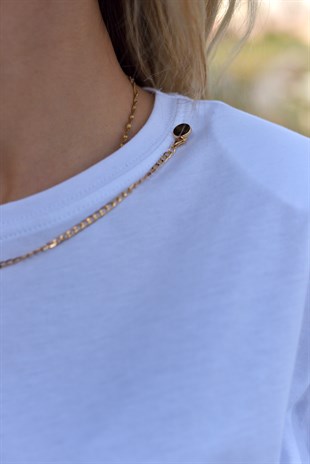 Zincir Detaylı Vatkalı Beyaz Tshirt