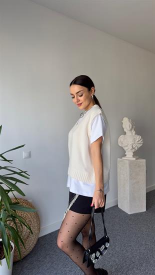 V Yaka Bej Süveter Detaylı Bluz