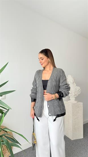 Gri Tws Model Zımbalı Hırka