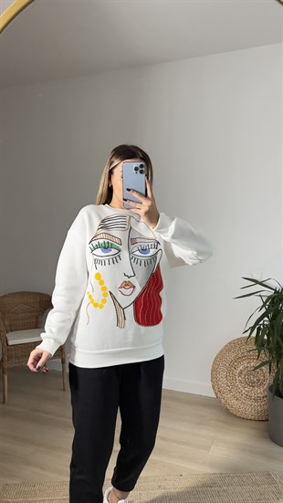Renkli Yüz Baskı Beyaz Sweatshirt