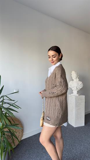 Marka Model Zımbalı Triko Hırka