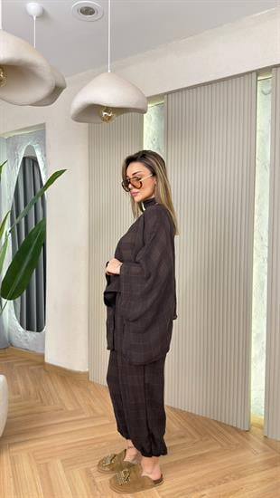 Kahve Şort Astarlı Fular Detaylı Keten Takım