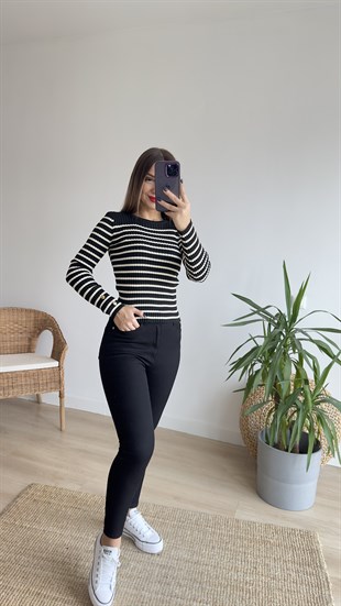 Kolu Düğmeli Çizgili Triko Siyah