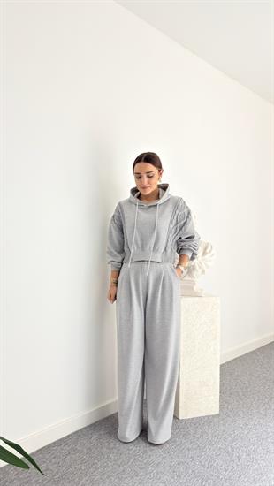 Vilies Triko Detaylı Gri Sweatshirt