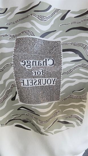 Mels Taşlı Ve Zebra Desen Beyaz Sweat