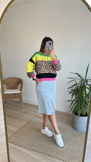 Neon Şerit Detaylı Leopar Sweat