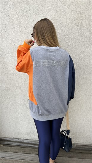  Kolları Renkli Gri Tasarım Sweatshirt