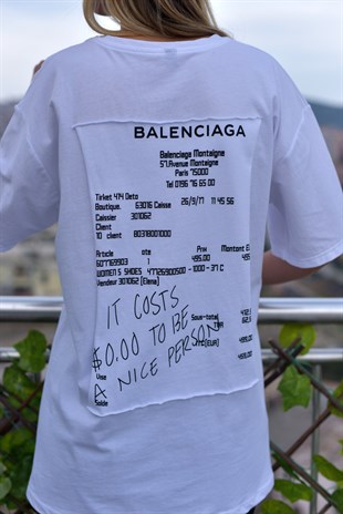 Sırtı Yazı Detaylı Balenciaga Tshirt
