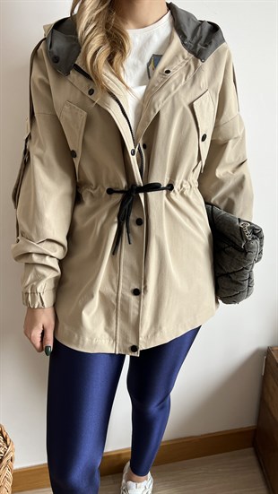 Yanları Düğme Detaylı Tasarım Trenchcoat