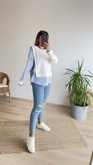 Mavi Gömlek Detaylı Beyaz Sweat