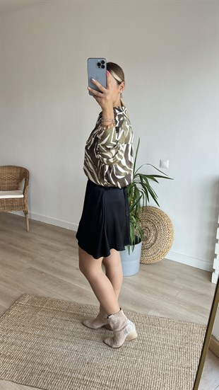 Siyah Saten Şort Etek