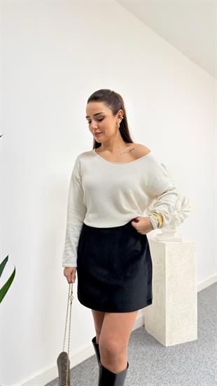 Bej Geniş Yaka Triko Kazak