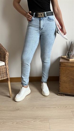 Orijinal Marka Yıkamalı Jean