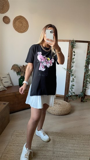 Pembe Panter Baskılı Siyah Tshirt
