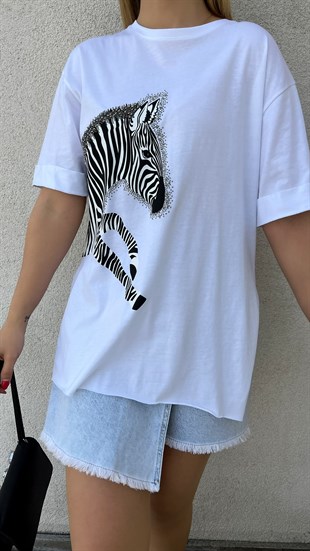 Yırtmaçlı Zebra Desen Beyaz Tshirt