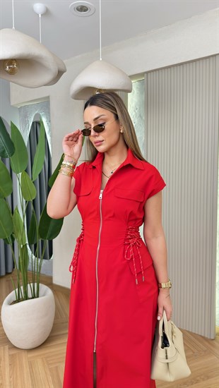Kırmızı Yan Bağcık Detaylı Marka Model Elbise