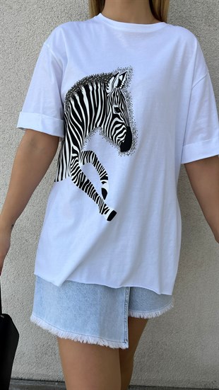 Yırtmaçlı Zebra Desen Beyaz Tshirt