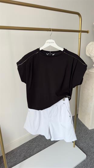 Ntwrk Model Omuz Detaylı Siyah Tshirt