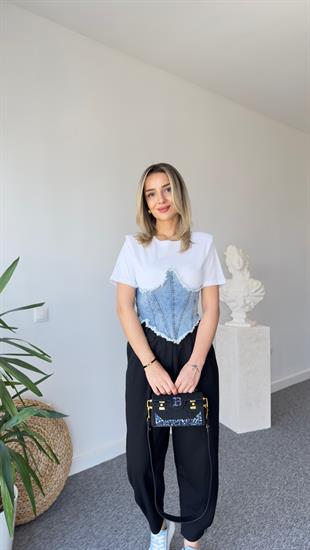 Sone Kot Detaylı Beyaz Tshirt