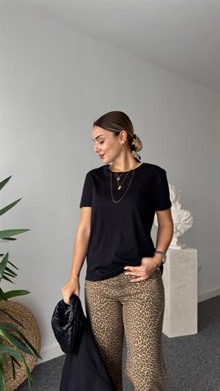 Bisiklet Yaka Pamuklu Siyah Tshirt