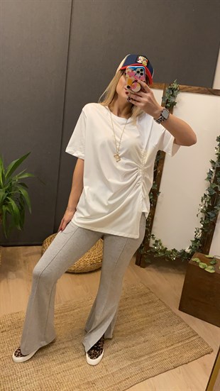 Yanı Büzgülü Beyaz Tshirt	