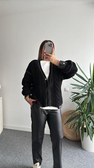 Siyah Tws Model Zımbalı Hırka