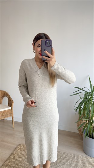 V Yaka Bej Triko Elbise 