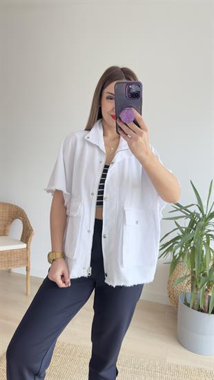 Cepli Oversize Beyaz Yelek