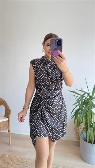 Zra Model Puantiyeli Elbise
