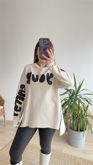 Yazı Ve Fermuar Detaylı Krem Sweat