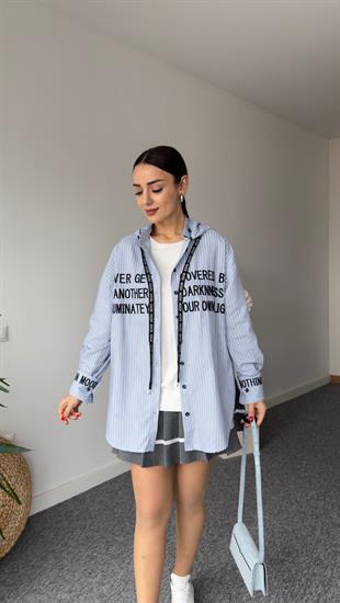 Kabartma Yazı Detaylı Salaş Çizgili Gömlek
