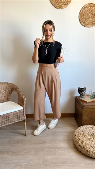 Pileli Beli Lastik Detaylı Camel Pantolon