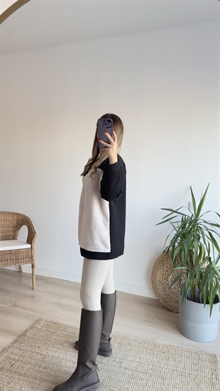Peluş Detaylı Siyah Sweat