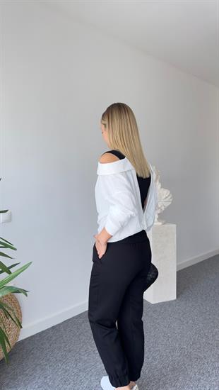 İki Parça Atletli Tasarım Beyaz Gömlek