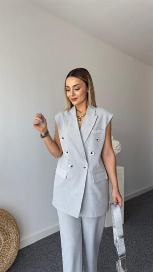 Ena Gri Yelekli Takım 