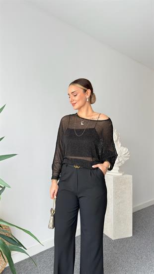 Yarasa Kol Delikli Siyah Triko