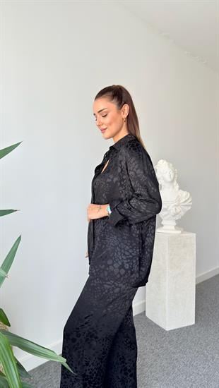 Siyah Mani Benekli Gömlek