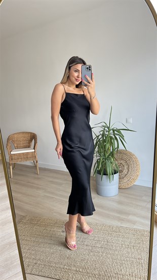 Orijinal Marka Degaje Yaka Siyah Saten Elbise