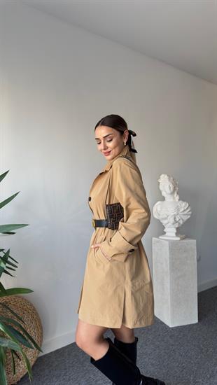 Çıkarılabilir Şal Detaylı Camel Massi Trençkot