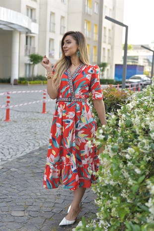 Floral Desenli Kırmızı Elbise