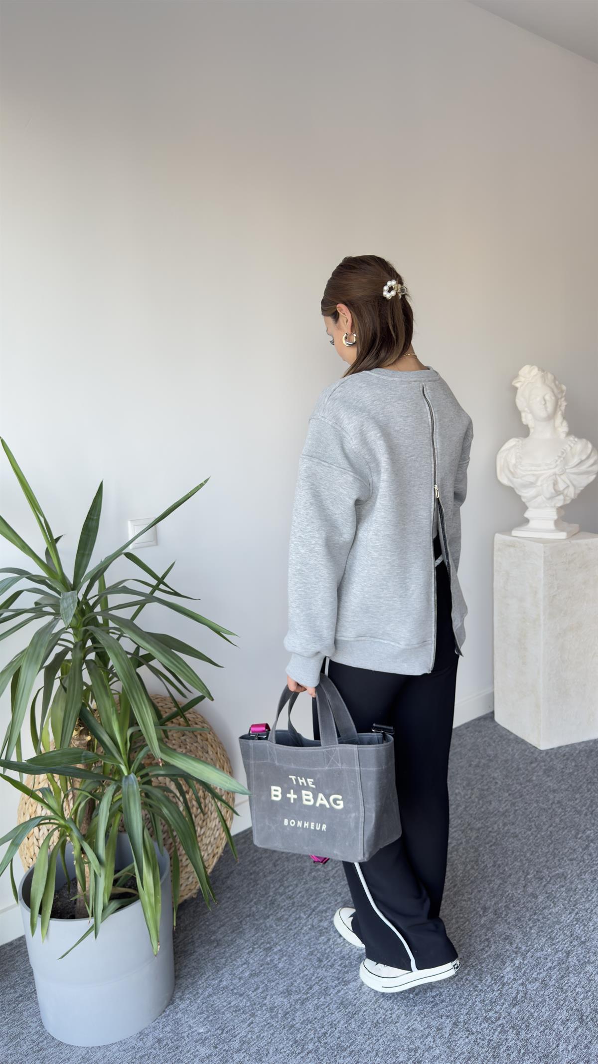 Sırt Fermuar Ve Etiket Detay Zra Model Sweat