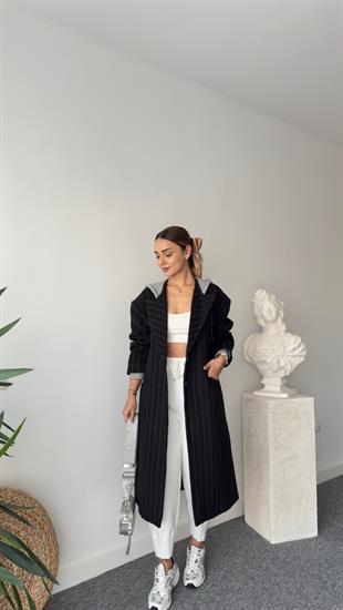 Çizgili Kapüşon Detay Sırt Yazılı Kaşe Kaban