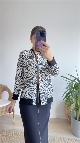 Reto Yaka Taşlı Zebra Desen Ceket